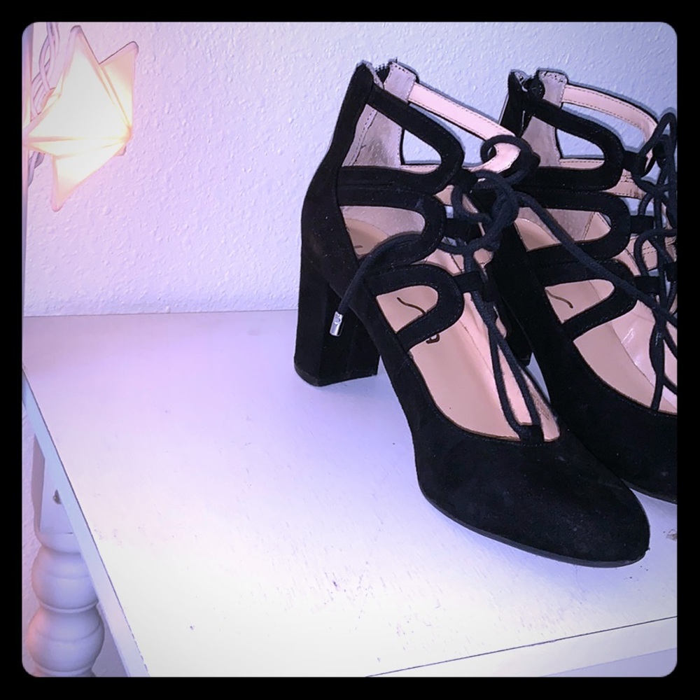 Black chunky heels